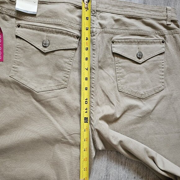 VTG Fashion Bug Khaki Pants Bootcut Tan Plus Size 20WP Pork chop Pockets - Picture 7 of 11
